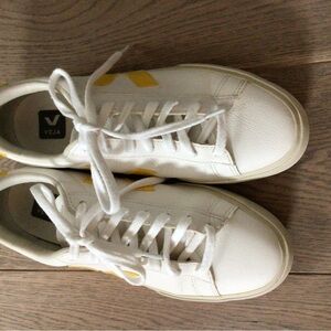 Veja Esplar Leather Sneakers – White with Yellow “V” – Size 9